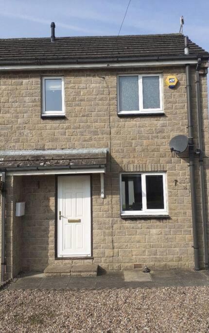 Alexandra Place Skipton Child And Dog Friendly Exterior photo