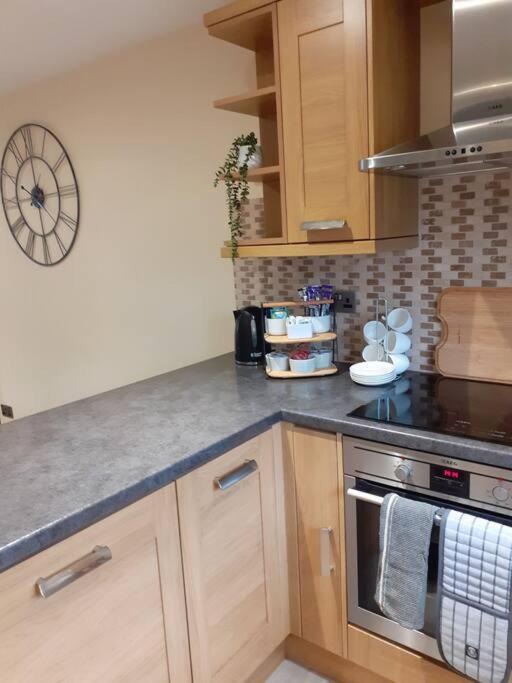 Alexandra Place Skipton Child And Dog Friendly Exterior photo