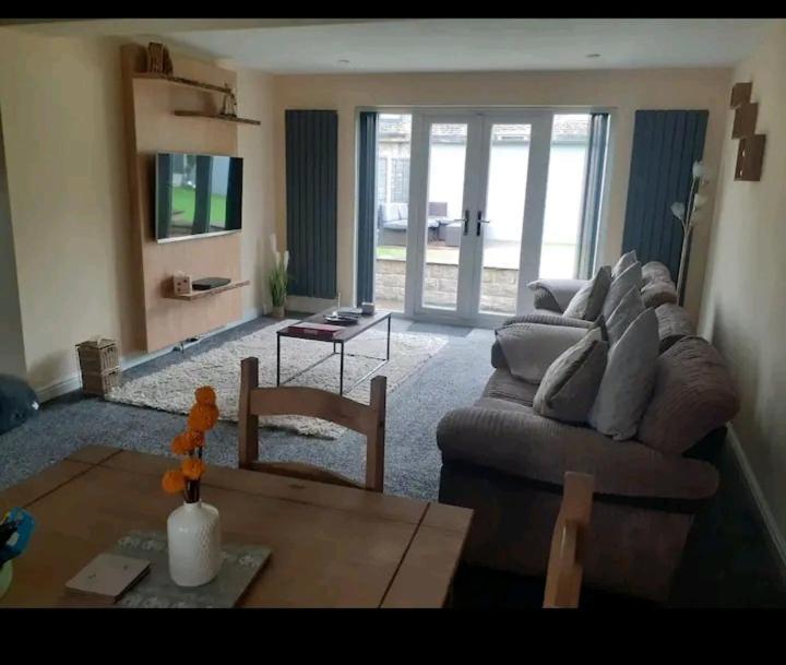 Alexandra Place Skipton Child And Dog Friendly Exterior photo